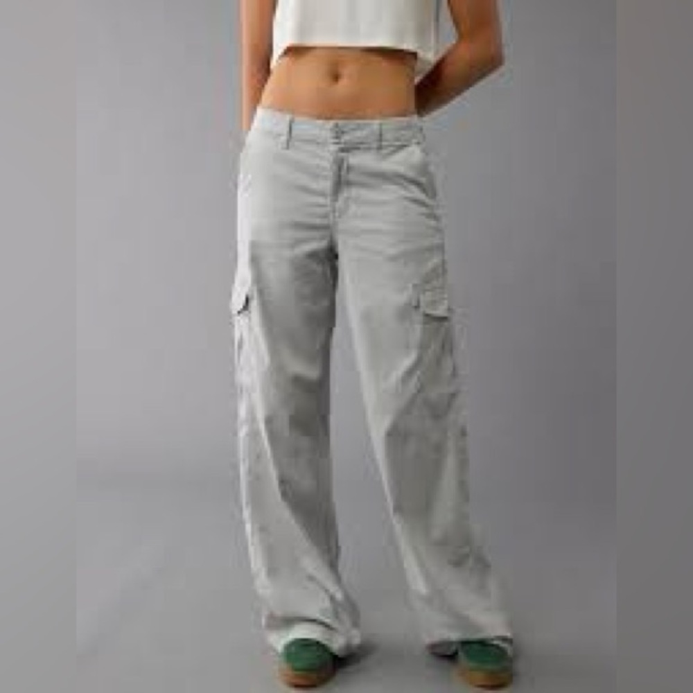 American Eagle Outfitters Gray Cargo Jeans Relaxed Fit